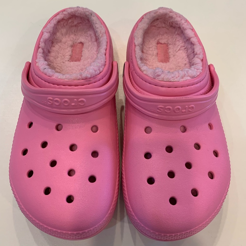 CROCS Pink Fuzzy Lined Clogs